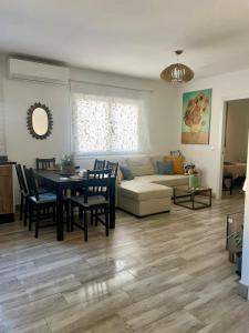 Część wypoczynkowa w obiekcie Pedregalejo Beach House