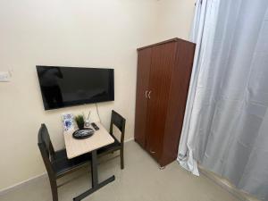 Gallery image of One cozy room available Metro train walkable in Dubai