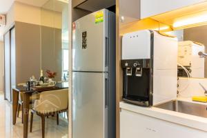 Η κουζίνα ή μικρή κουζίνα στο Dorsett Residences Sri Hartamas 5 Star Suites KL