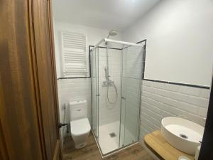 Koupelna v ubytování El gallinero de la villana + 13 fotografií