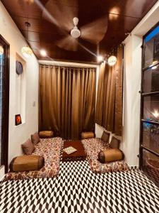 Gallery image of The Brownstone Villa 2Bhk Timeless Luxury Living in Jaipur +8 photos