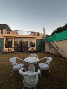 Gallery image of The Brownstone Villa 2Bhk Timeless Luxury Living in Jaipur