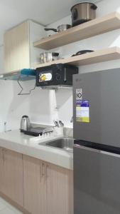 Kuchyň nebo kuchyňský kout v ubytování 642 - Quiet & secured condo in Cavite with HI speed WIFI