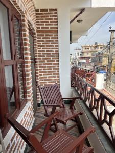 Balkon oz. terasa v nastanitvi Sauraha Guest House