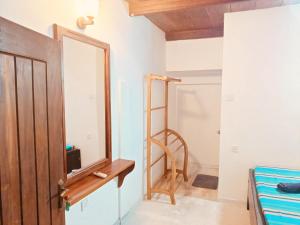 Fotografie z fotogalerie ubytování Wimal Wood Stock Surf House v destinaci Weligama + 34 fotografií