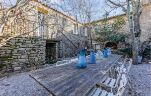 Fotografie z fotogalerie ubytování 11 Bedroom Gorgeous Home In Le Rouet v destinaci Notre-Dame-de-Londres + 35 fotografií