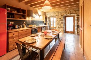 Kuhinja oz. manjša kuhinja v nastanitvi Gîte Chez Pyero