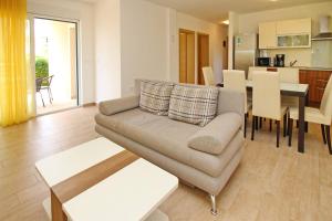 Kuchyň nebo kuchyňský kout v ubytování Apartments Smojver Stipe