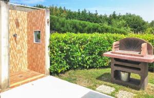 サン・ジョヴァンニ・ア・ピーロにあるAmazing Home In San Giovanni A Piroの庭