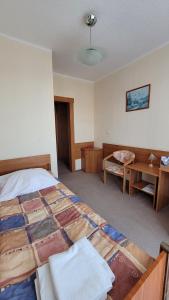 Postel nebo postele na pokoji v ubytování Geovita Dąbki