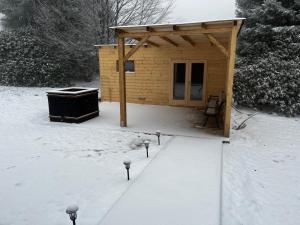 Ferienhaus Waldsiedlung v zimě