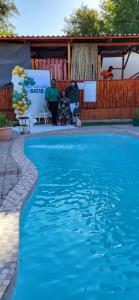 Bazén v ubytování Maun Luxury Oasis nebo v jeho okolí