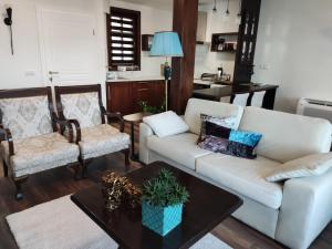 Posezení v ubytování Jovevi Apartments