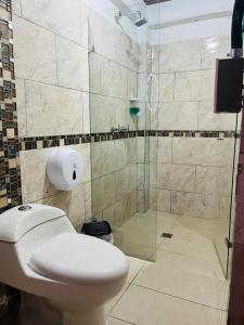 Ένα μπάνιο στο Hotel Curazao Natural Living