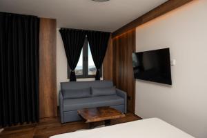 Televisyen dan/atau pusat hiburan di KonKal - Royal resort