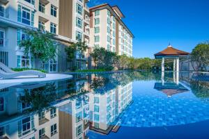 Bazén v ubytování Harmony Resort Hotel nebo v jeho okolí