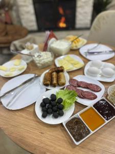 Φαγητό σε αυτό το πανδοχείο ή κάπου εκεί κοντά