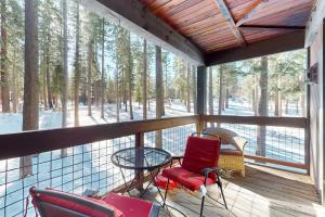 Balkón nebo terasa v ubytování Aspen Grove Hideaway