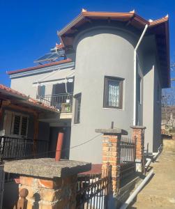 Gallery image of Vila Tradicionale Violeta Korce in Korçë