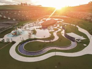 Bazén v ubytování Morro dos Anjos Águas Quentes Hotel Resort OFICIAL nebo v jeho okolí
