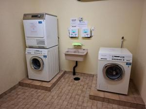 莱森Le Nid d'aigle apt Leysin centre avec forfait piscine sauna jacuzzi en option的相册照片