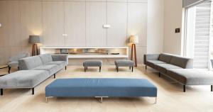 A seating area at Dazzler by Wyndham Lima Miraflores