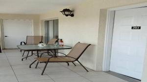 Fotografie z fotogalerie ubytování Palm Manor Resort - Unit 6-203 v destinaci Englewood