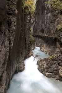 Gallery image of Gemütliche Ferienwohnung an Isar und Karwendel in Mittenwald +12 photos