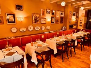 Εστιατόριο ή άλλο μέρος για φαγητό στο Auberge de l'Étoile +21 φωτογραφίες