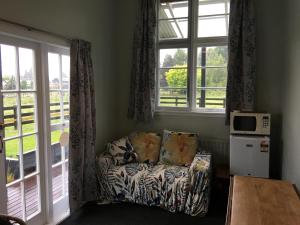 Posezení v ubytování Ruapehu Rest Accommodation