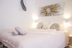 Postel nebo postele na pokoji v ubytování Appartement 32m2 Juan les Pins 350 m plage climatisé WIFI centre