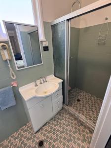 Gallery image of ALPINE COUNTRY MOTEL plus FREE COFFEE in Cooma +35 photos