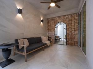 Posezení v ubytování O:Live Boutique Hotel, A Small Luxury Hotel of the World