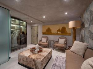 Posezení v ubytování O:Live Boutique Hotel, A Small Luxury Hotel of the World