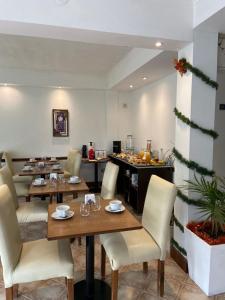 Φαγητό σε αυτό το ξενοδοχείο ή κάπου εκεί κοντά