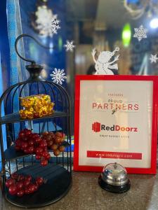 Φωτογραφία από το άλμπουμ του RedDoorz Plus @ Lhexlyn Resort San Narciso σε San Narciso