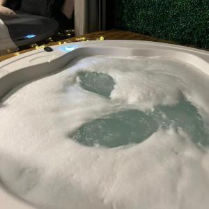 Gambar di galeri bagi Loft4 com Jacuzzi para Casal - Lofts Mariscal di Bombinhas