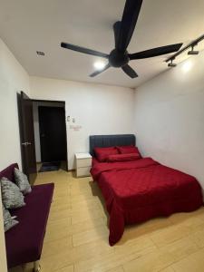 Lova arba lovos apgyvendinimo įstaigoje 3BR House near Toll Yong peng