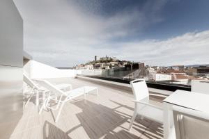 Un balcon sau o terasă la Hotel Cardenal