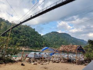 Un paisaje natural cerca del camping