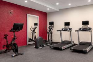 Fitness centrum a/nebo fitness zařízení v ubytování Home2 Suites By Hilton Brownwood