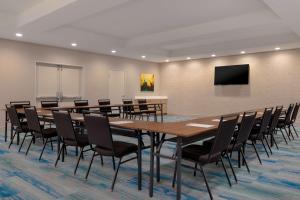 Konferenční prostory v ubytování Home2 Suites By Hilton Brownwood + 37 fotografií