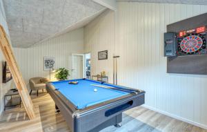 Τραπέζι μπιλιάρδου στο Nice Home In Jesendorf With Sauna +38 φωτογραφίες