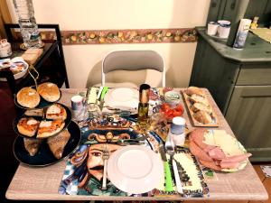 Jedlo v ubytovaní bed & breakfast alebo blízkom okolí