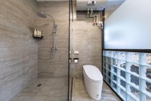 Ένα μπάνιο στο Mutianyu Great Wall Jingshan First House Boutique B&B