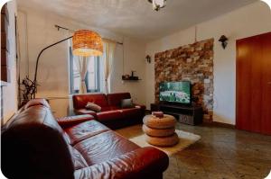 TV a/nebo společenská místnost v ubytování Luanas rooms with istrian touch