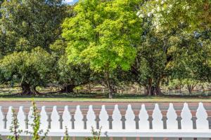 Zahrada ubytování Hyde & Seek Parkside Family Stay