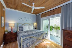 En eller flere senge i et værelse på Pilars Secret