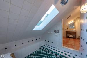 Et badeværelse på Pilars Secret + 36 billeder