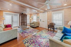 Χώρος καθιστικού στο Louisa House